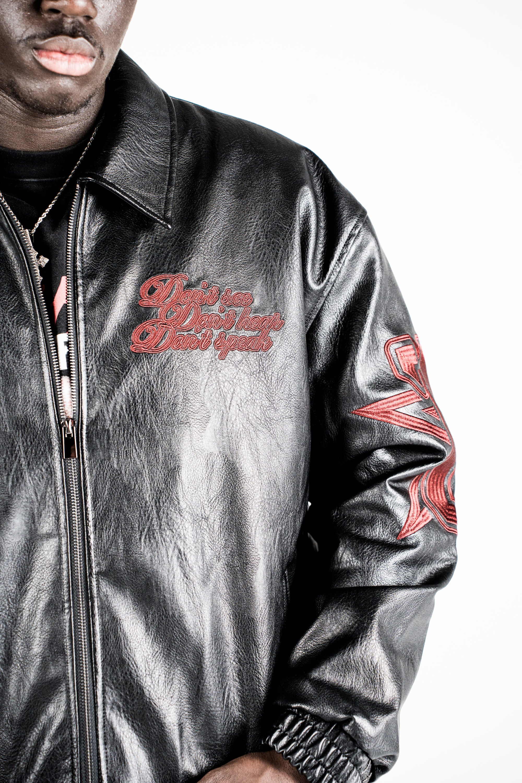 SIGNATURE LEATHER JACKET